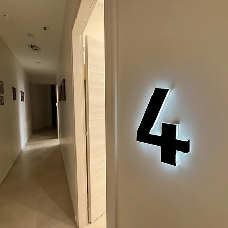 Town House 54 Апартаменты *