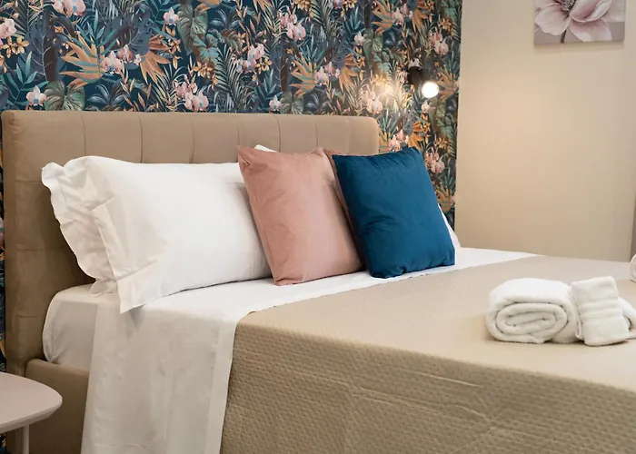 Town House 54 * Katánie