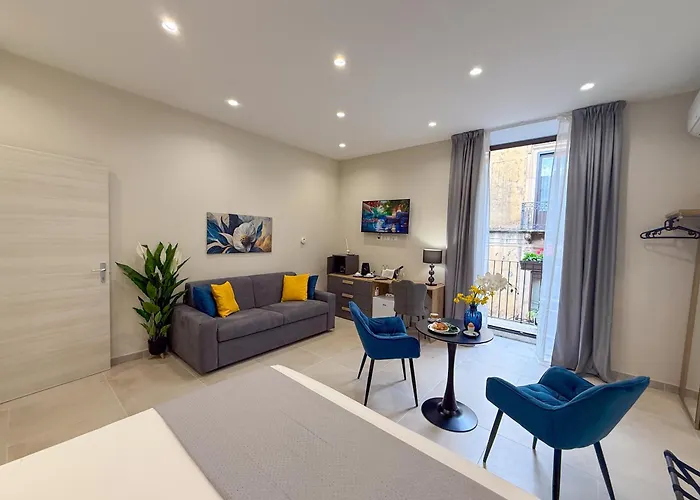 Town House 54 Katánie